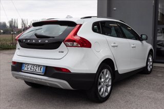 VOLVO V40 Cross Country 2.0 d2 Summum