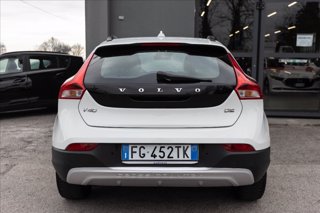 VOLVO V40 Cross Country 2.0 d2 Summum