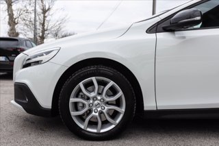 VOLVO V40 Cross Country 2.0 d2 Summum