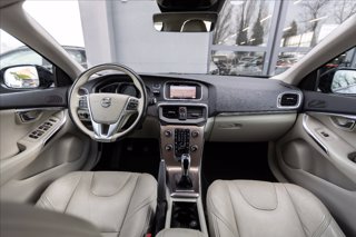 VOLVO V40 Cross Country 2.0 d2