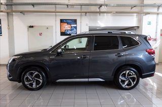 SUBARU Forester 2.0i e-boxer Premium lineartronic