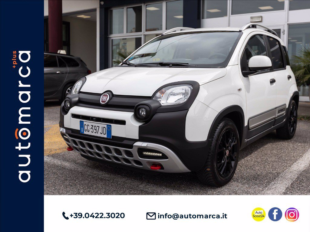 FIAT Panda 1.0 firefly hybrid Cross s&s 70cv 5p.ti