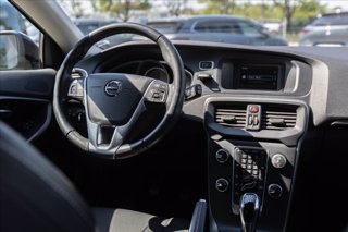 VOLVO V40 2.0 d2 Plus