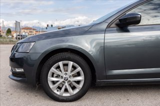 SKODA Octavia Wagon 1.4 tsi g-tec Executive 110cv