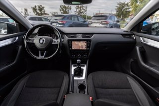 SKODA Octavia Wagon 1.4 tsi g-tec Executive 110cv